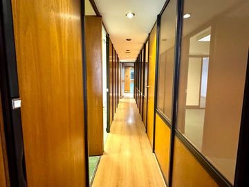 Oficina 240m2 Venta- Microcentro - 2 cocheras