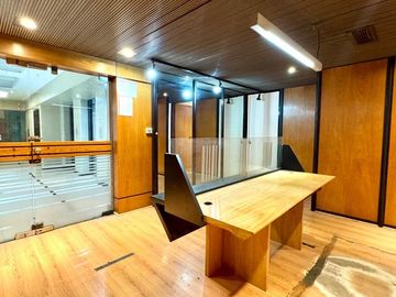 Oficina 240m2 Venta- Microcentro - 2 cocheras