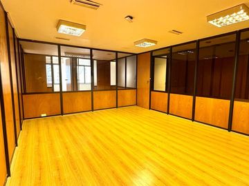 Oficina 240m2 Venta- Microcentro - 2 cocheras