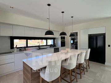 Casa 6 ambientes - Anticipo + Cuotas