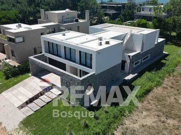 Casa 6 ambientes - Anticipo + Cuotas