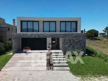 Casa 6 ambientes - Anticipo + Cuotas