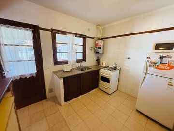 DEPARTAMENTO VENTA PINAMAR 2 AMB Y MEDIO  PISCINA