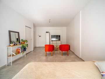 Venta Monoambiente con balcon Flores
