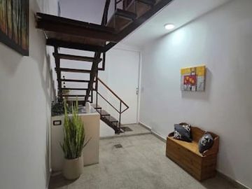 VENTA CASA 2 PLANTAS + LOCAL B° PUEYRREDÓN