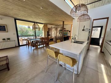 Venta casa en Cañuelas Country Golf zona sur