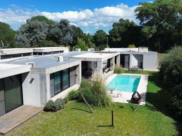 Venta casa en Cañuelas Country Golf zona sur