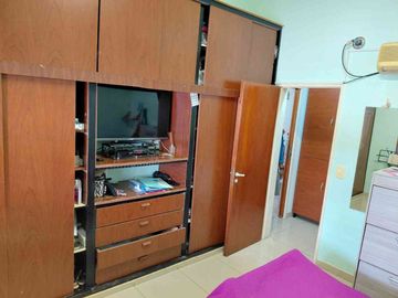 Venta casa 5 ambientes + departamento 4 ambientes