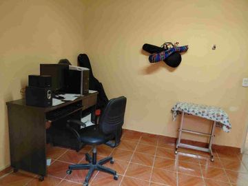 Venta casa 5 ambientes + departamento 4 ambientes