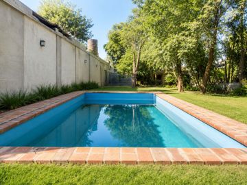 VENTA CASA 3 DORMITORIOS CON PILETA SALDAN CORDOBA