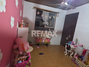 VENTA CASA A REFACCIONAR DEPARTAMENTOS CIPOLLETTI