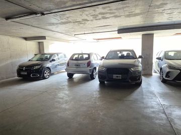 OFICINA VENTA CON COCHERA EN AMANECERES OFICCE