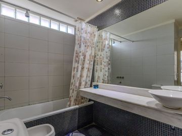 DEPARTAMENTO MONOAMBIENTE CON BALCON EN FLORES
