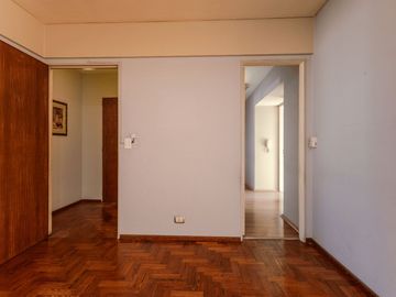VENTA 4 AMBIENTES DEPENDENCIA EN AVELLANEDA