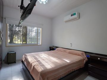 VENTA CASA QUINTA 3 AMBIENTES LIBERTAD PISCINA