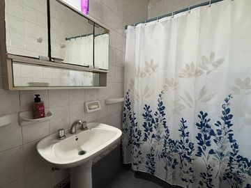 VENTA CASA QUINTA 3 AMBIENTES LIBERTAD PISCINA