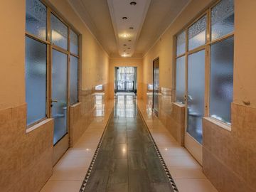 VENTA Departamento 2 ambientes Monserrat