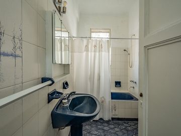 VENTA Departamento 2 ambientes Monserrat