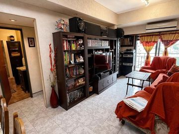 DEPARTAMENTO VENTA EN FLORES 3 AMB C/ BALCON Y LAV