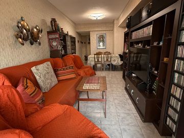 DEPARTAMENTO VENTA EN FLORES 3 AMB C/ BALCON Y LAV