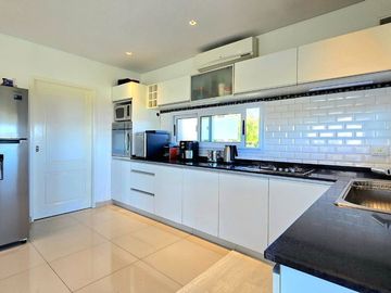VENTA CASA 5 AMB PISCINA SAN RAMIRO PILAR DEL ESTE