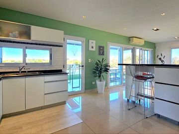 VENTA CASA 5 AMB PISCINA SAN RAMIRO PILAR DEL ESTE