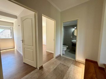 DPTO 5 AMB EN VENTA EN VILLA DEL PARQUE C/PATIO