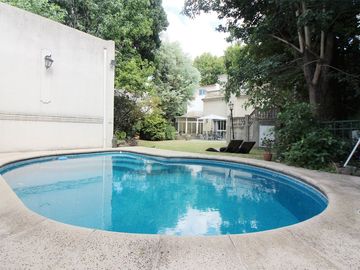 Venta Casa 7 amb cochera  pileta jardín V. Devoto