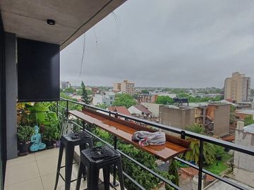 VENTA SEMI PISO DOS AMBIENTES MORON CATEGORIA