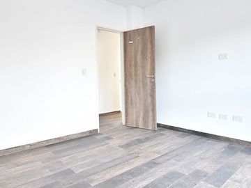 VENTA CASA 4 AMB ITUZAINGO NORTE ESTRENAR COMPLEJO