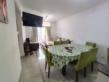 VENTA SEMIPISO 3 AMBIENTES AL FRENTE EN FLORES