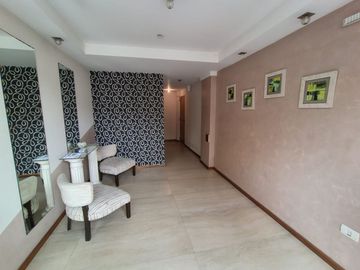 VENTA SEMIPISO 3 AMBIENTES AL FRENTE EN FLORES