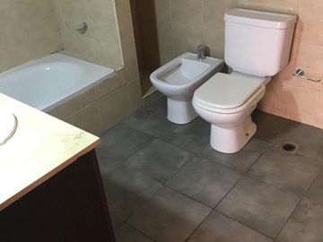 Excelente duplex en  Corrientes y Dorrego  Chacarita