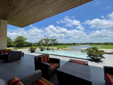CASA EN VENTA MERIDA, YUCATAN COUNTRY CLUB, JULIO 2028.