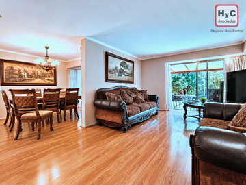 En Venta Casa con Amplio terreno