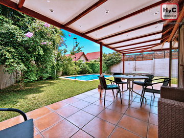 En Venta Casa con Amplio terreno