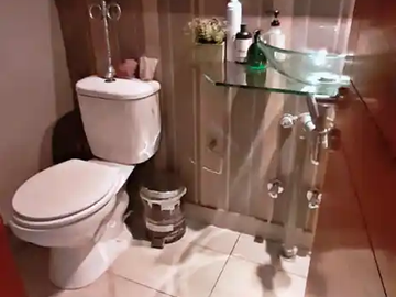 A PASOS GERONIMO DE ALDERETE DPTO. 4 DORM-3 BAÑOS-2 ESTAC.