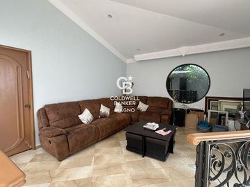 Casa en Venta en Lomas de Tecamachalco