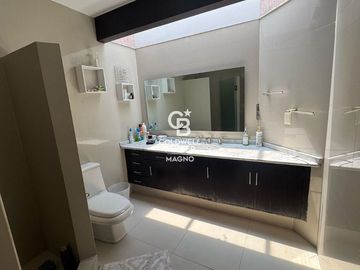 Casa en Venta en Lomas de Tecamachalco