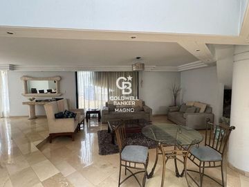 Casa en Venta en Lomas de Tecamachalco