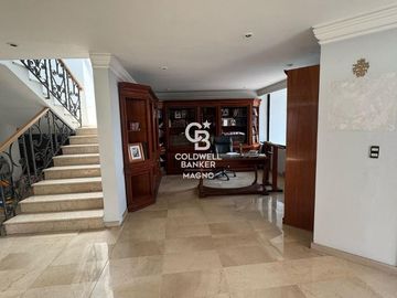 Casa en Venta en Lomas de Tecamachalco