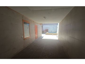 Propiedad uso mixto: oficina+bodega+vivienda+METRO