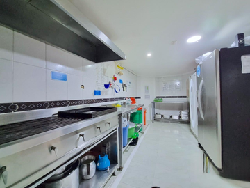 Casa en venta de 6 hab. en NORMANDIA, Bogotá