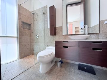 Apartamento en venta de 3 hab. en Chico, Bogotá