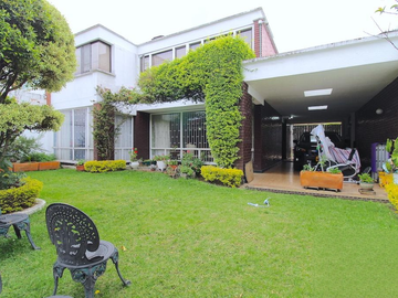 Casa en venta de 4 hab. en niza antigua, Bogotá