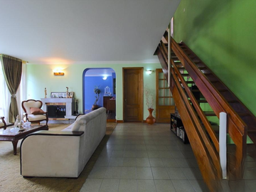 Casa en venta de 4 hab. en niza antigua, Bogotá