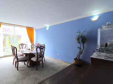 Casa en venta de 4 hab. en niza antigua, Bogotá