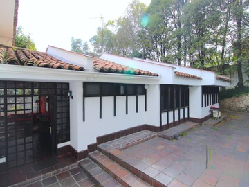 Casa en venta de 6 hab. en CERROS DE SUBA , Bogotá