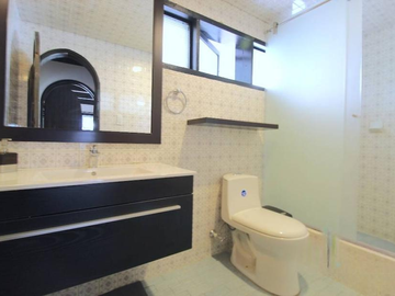 Casa en venta de 6 hab. en CERROS DE SUBA , Bogotá