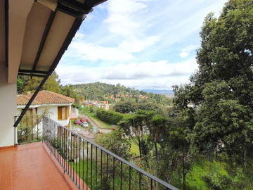 Casa en venta de 6 hab. en CERROS DE SUBA , Bogotá
